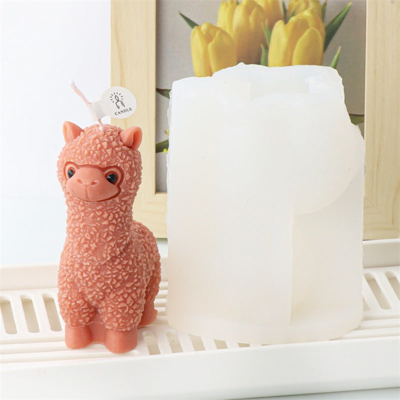 Alpaca silicone mold DIY cute simulated small animal scented candle plaster decorative ornaments